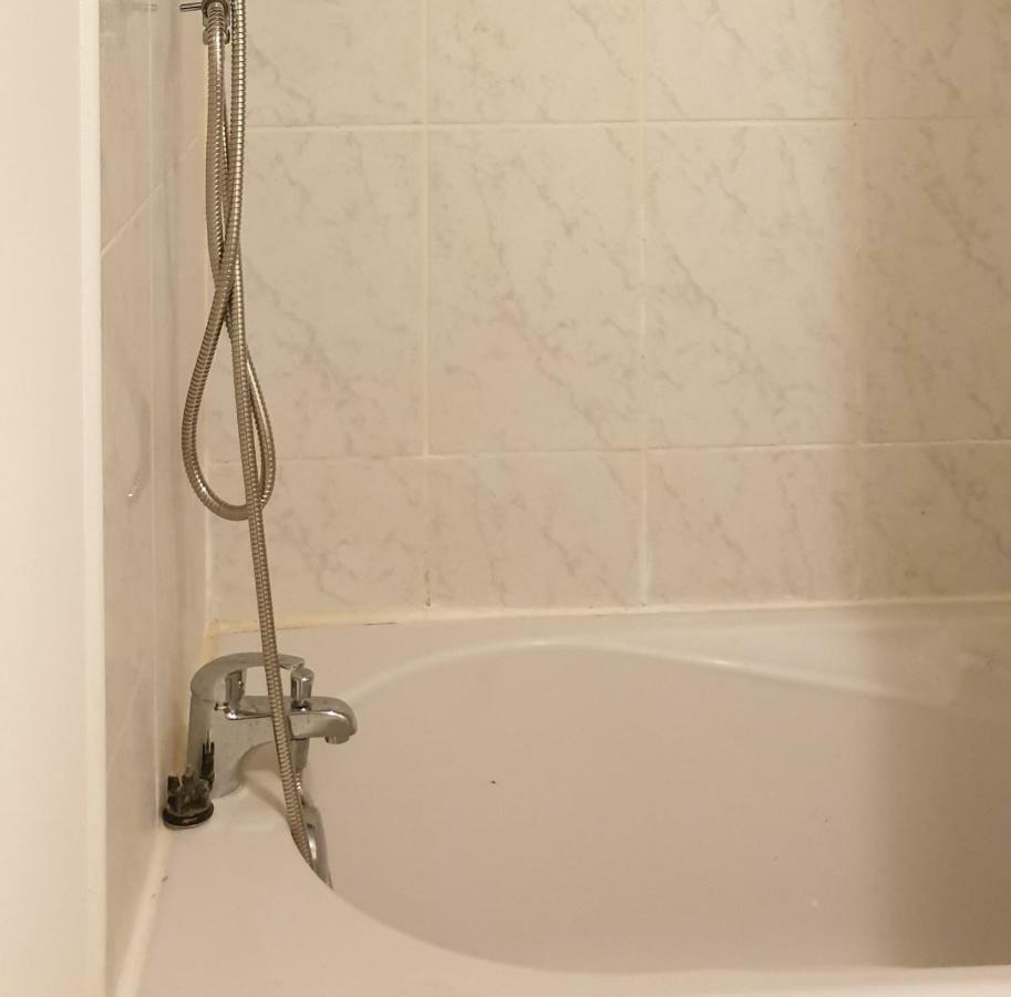 T2 Agreable Sur Sainte Marie Apartment ภายนอก รูปภาพ